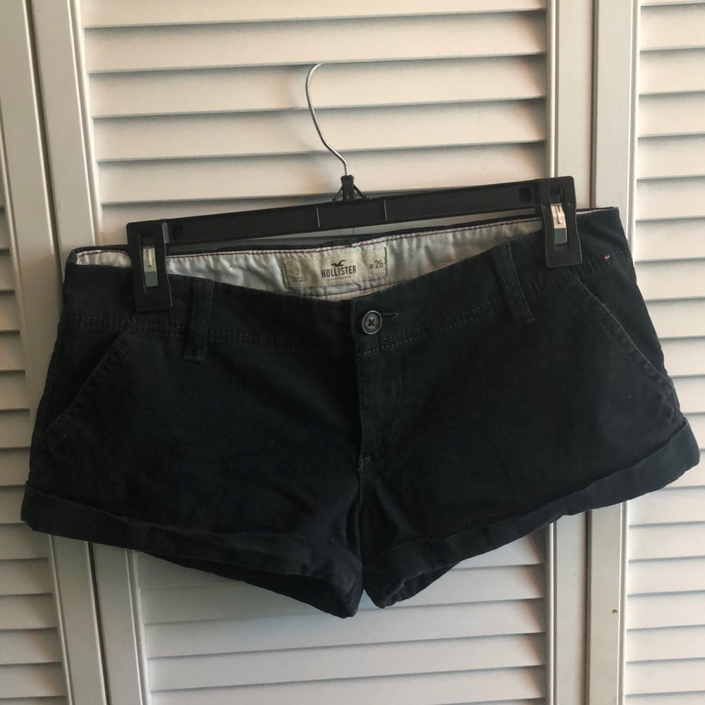 Hollister short